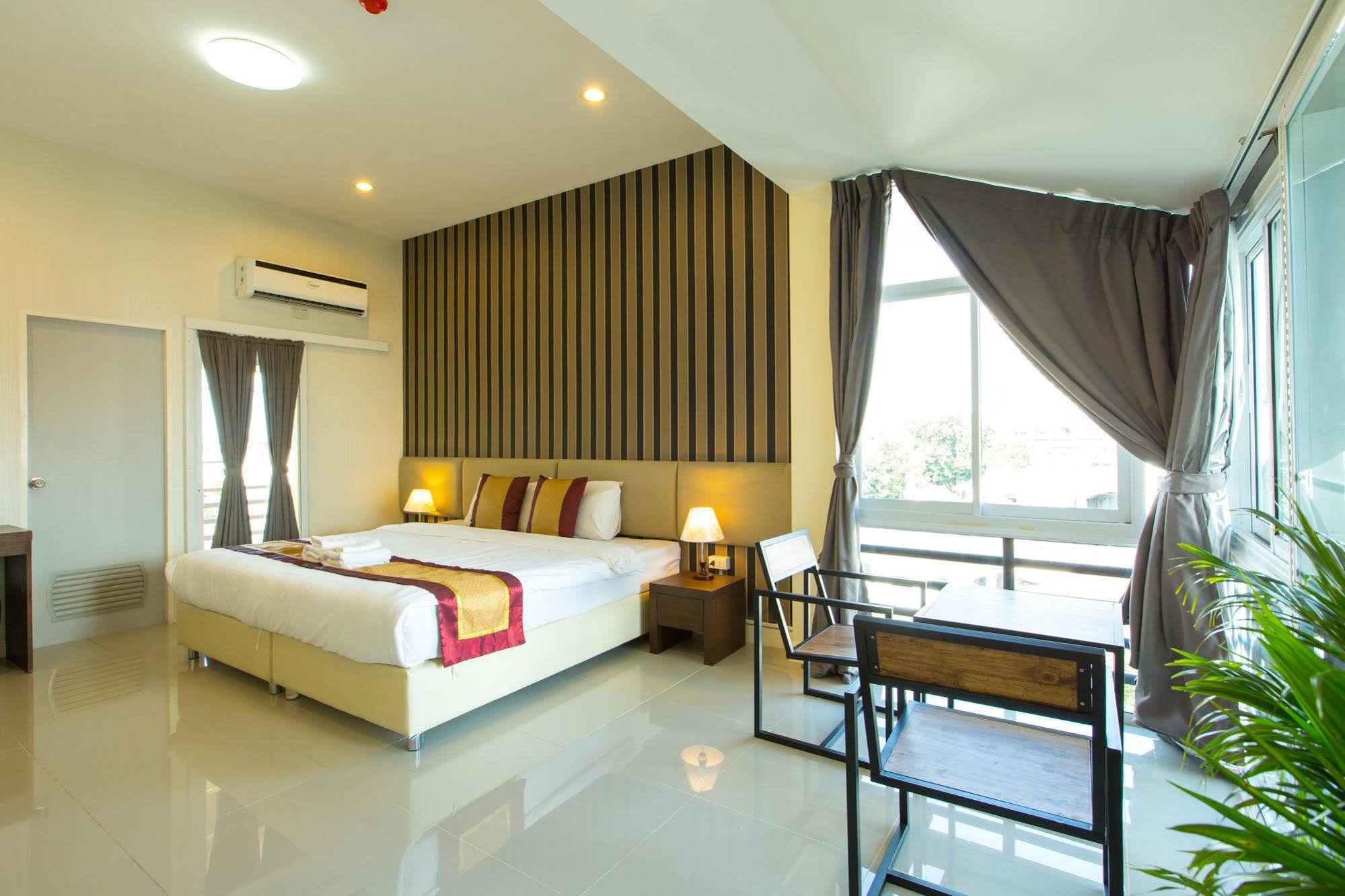 Chiang Mai Waroros Boutique Hotel Экстерьер фото